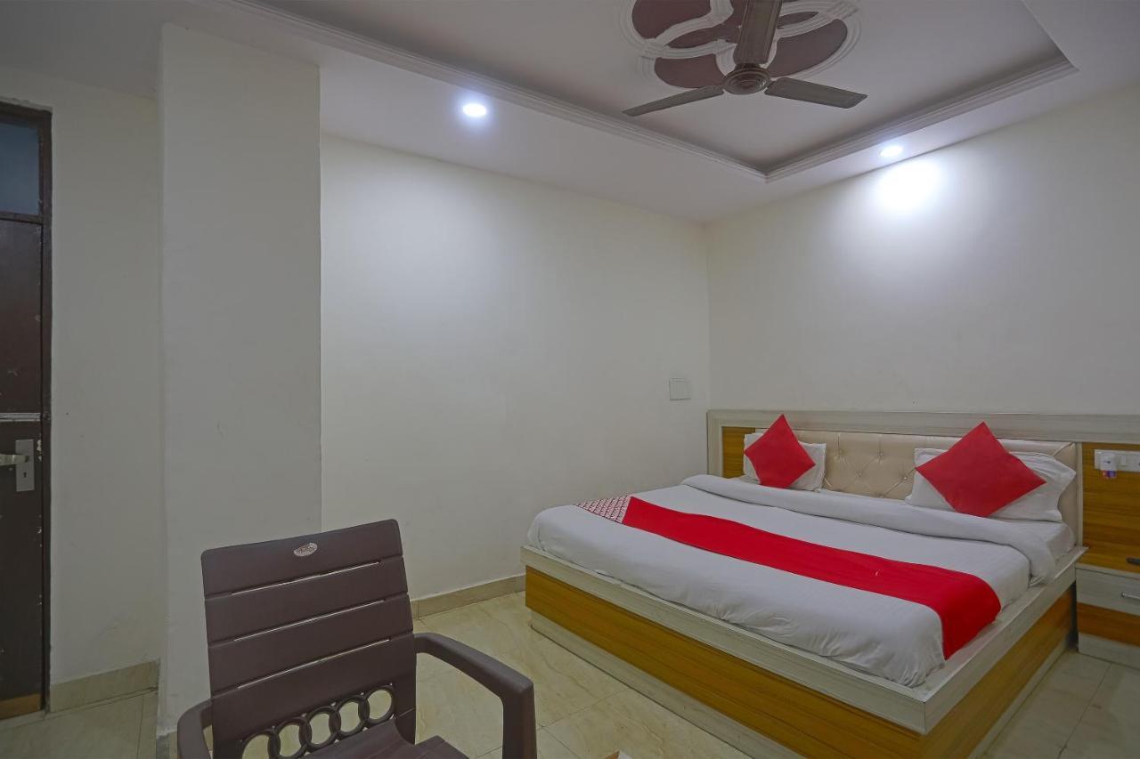 Oyo Flagship 79289 Hotel Grand Keshav Ghaziabad Exterior foto